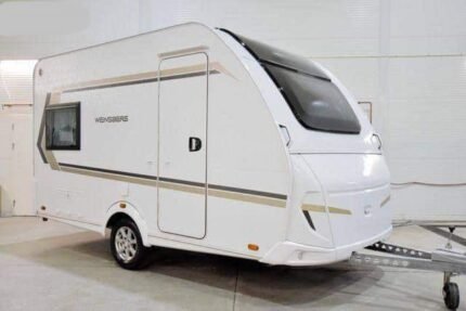 Weinsberg CARAONE 390 PUH | Lit inférieur | Grande cuisine Chauffage au sol | 4 places | 2023 / Prix : 15000€