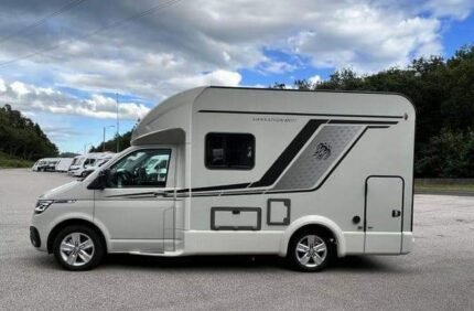 Knaus TOURER VAN 500 MQ | 4 places | 4 couchages | 2023 | Totalement neuf / Prix : 105.000€