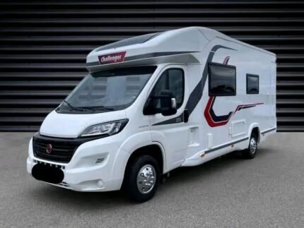 Challenger 270 Genisis Norden-Line | automatique | diesel | 2018 | 16000 KM ( certifie ) | 4 places | 4 couchages / Prix : 30000€