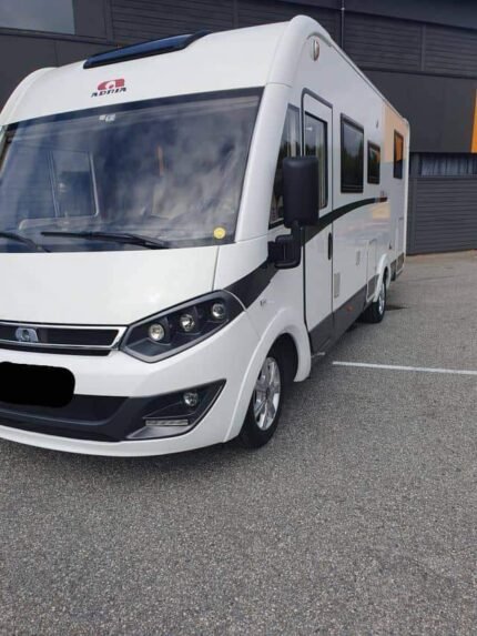 Adria SONIC I 700 SC | 2012 | 78 800 km ( certifié ) / Prix : 27000€