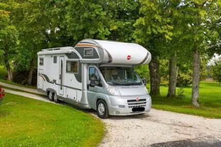 Fiat 3,0 MJ 160 CH Bürstner | manuelle | 2009 | 6 places | 6 couchages | 62500 Km ( certifié ) / Prix : 20000€