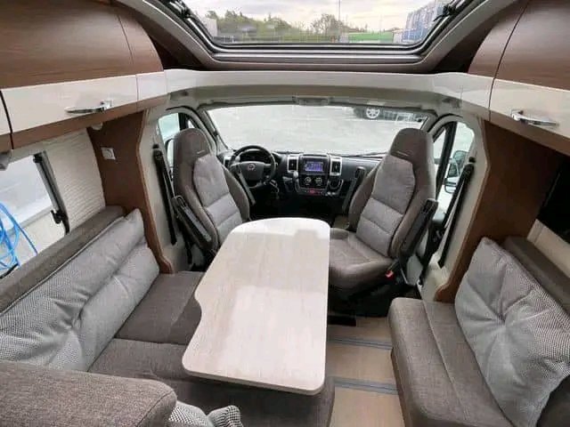 1697973050469.jpg