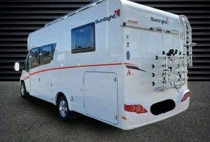 FIAT 2.3 131 CH Sunlight , année : 2018 , manuelle , diesel , 5 places , 5 couchages , lit centrales , panneaux solaires, 51000 Km certifié / Prix :  28500€