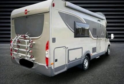 FIAT 2.3 150 CH Bürstner Ixeo année : 2012 , manuelle, diesel , 72000 KM certifié , 4 places , 4 couchages , permis B , panneaux solaires, portes vélo / PRIX : 17200€