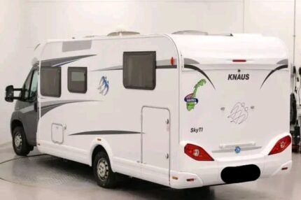 FIAT 2.3 131 CH Knaus R16 , année : 2012 , automatique, diesel , 4 places ,4 couchages , 93 175 km, permis B , lit double , panneaux solaires / Prix : 17000€