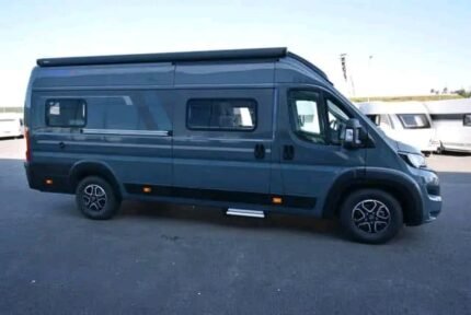 FIAT 2.2 160 CH Eura Mobil Van 635, année: 2022 , 500 Km , Automatique, Diesel. 4 places , 4 couchages , panneaux solaires / Prix : 40000€