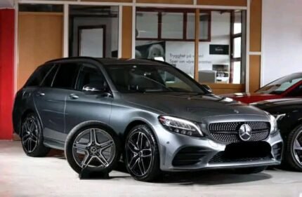 Mercedes-Benz C-classe  ///AMG C220d 4MATIC 9G 194 CH ,Facelift,Black / automatique / diesel / 2019 / 80400 Km / Prix : 18500€