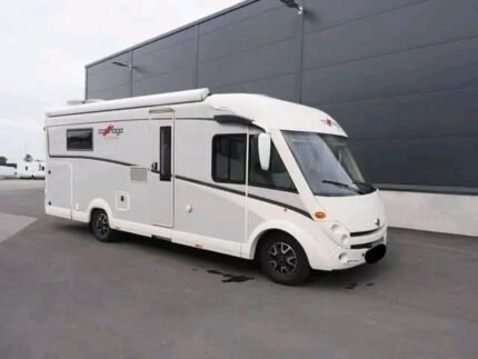 FIAT 2.3 150 CH Carthago C-Tourer I 150 integral , année : 2015 , kilométrage : 50000 Km , panneaux solaires , permis B , automatique , Diesel , lit centrale, test d’étanchéité ok / Prix : 30000€