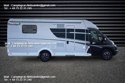 Prix : 30000€  FIAT 2.3 140 CH Sunlight T69L, année : 2021 , 55000 Km , 4 places , 4 couchages , lit centrale , permis B , panneaux solaires, diesel, automatique 