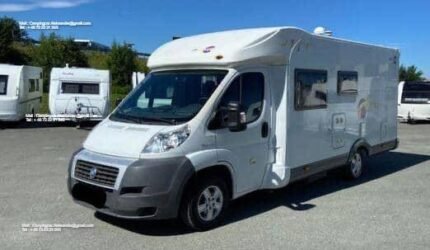 Prix : 14000€   FIAT 2.3 130 CH Pilote MOOVEO |Pneus hiver| Caméra de recul| Porte-vélos abaissable| Plan d'étage spacieux , année : 2008 , kilométrage : 80000 km , 4 places , 4 couchages , 4 places , permis B , panneaux solaires , test d’étanchéité ok, 