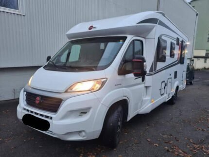 Prix: 28000€  FIAT 2.3 150 CH Bürstner Lyseo , année : 2017 , kilométrage : 47290 KM , automatique , diesel, 4 places , 4 couchages , permis B , panneaux solaires ,