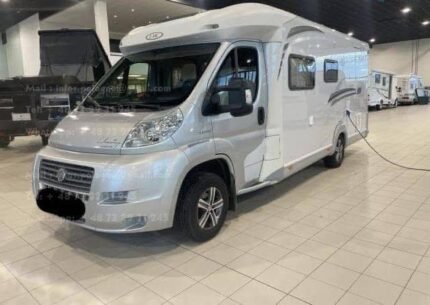 Prix : 23000€   Fiat 3.0 131CH LMC T660 , année : 2012, kilométrage : 86 000 km , automatique ,4 places , 4 couchages , 3500 kg , permis B , panneau solaire , porte vélo , test d’étanchéité ok