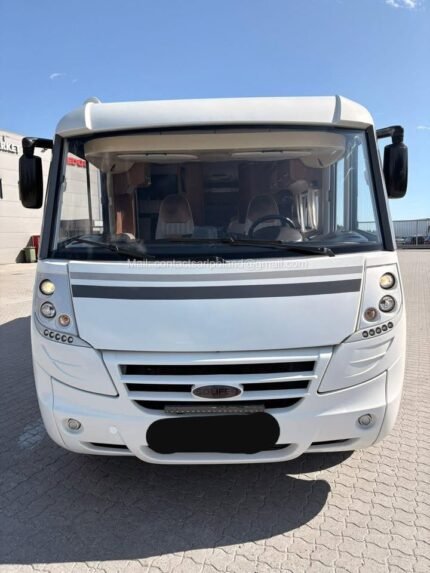 Prix : 17000€ ! LMC 730 | 2013 | 148 ch | 91 036 km | Camping-car intégral | 5 places | 5 couchages | Queen Bed | Équipements haut de gamme