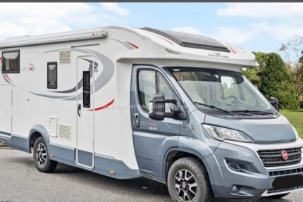 Prix: 24500€! Roller Team Zefiro 284 P | 2018 | Automatique | 39 200 km | 150 ch | 3 500 kg | 5 places carte grise | 4 couchages |Panneaux solaires | Batterie lithium | Porte-vélos